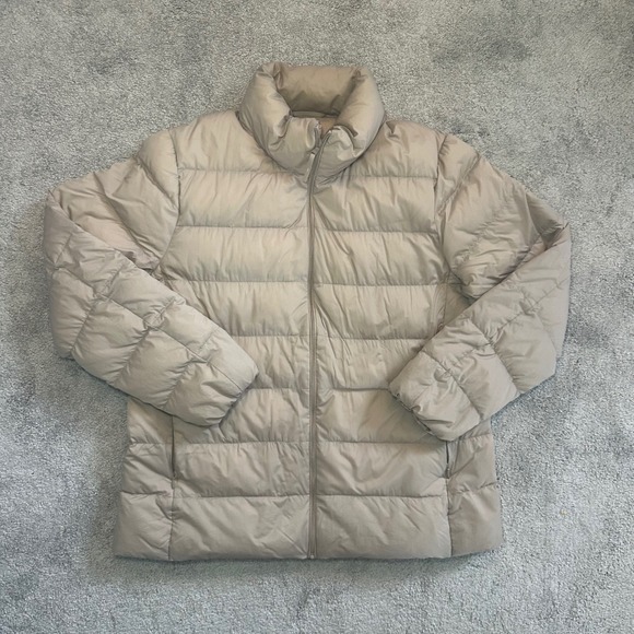 Uniqlo Jackets & Blazers - Uniqlo Ultra Light Down Jacket Womens XL Tan Beige Puffer Full Zip 442732